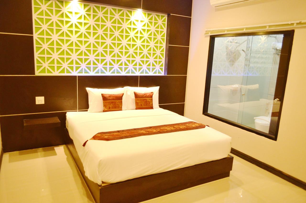 Thatluangview Hotel Вьентьян Экстерьер фото