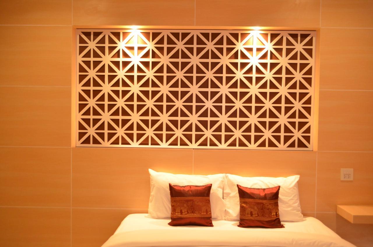 Thatluangview Hotel Вьентьян Экстерьер фото